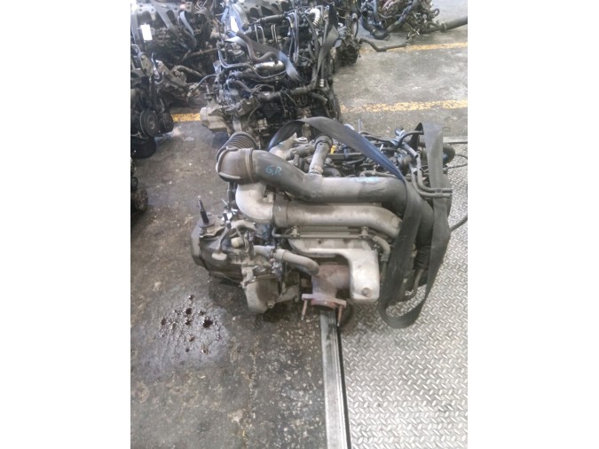 MOTOR CON ACCESORIOS SIN CAJA DE CAMBIOS PEUGEOT 406 1998