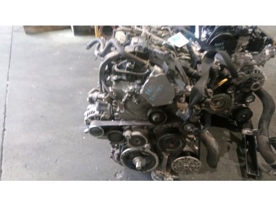 MOTOR CON ACCESORIOS Y CAJA DE CAMBIOS TOYOTA AURIS 2013