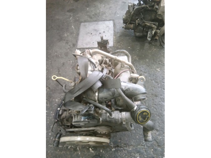 MOTOR CON ACCESORIOS SIN CAJA DE CAMBIOS FORD TRANSIT 1996