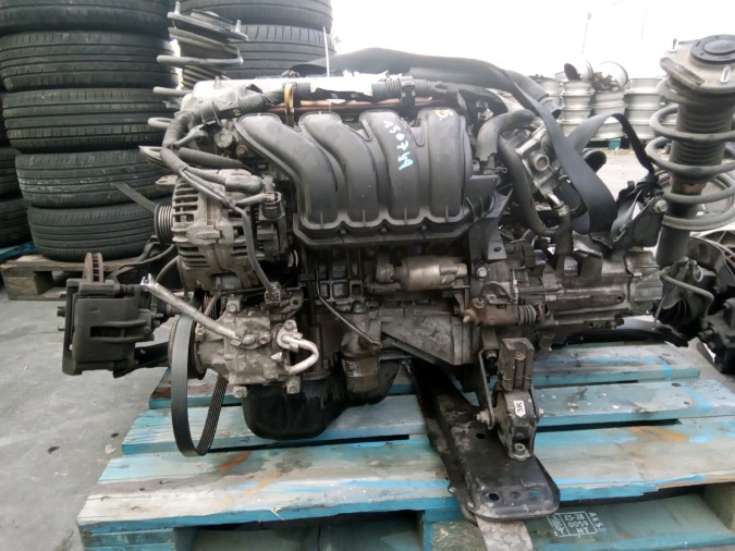 MOTOR CON ACCESORIOS Y CAJA DE CAMBIOS TOYOTA COROLLA 2005