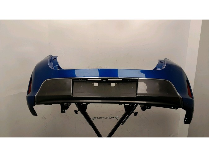 PARAGOLPES TRASERO TOYOTA AURIS AZUL 2015