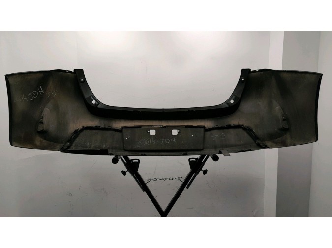 PARAGOLPES TRASERO TOYOTA AURIS AZUL 2015