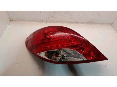 PILOTO TRASERO IZQUIERDO PEUGEOT 207 2010