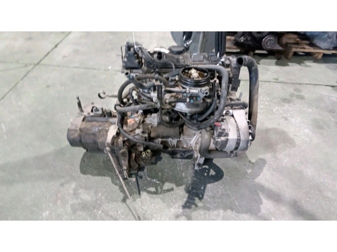 MOTOR CON ACCESORIOS Y CAJA DE CAMBIOS PEUGEOT 205 1998