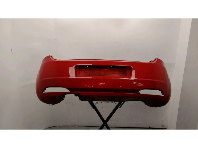 PARAGOLPES TRASERO FIAT PUNTO ROJO 2006
