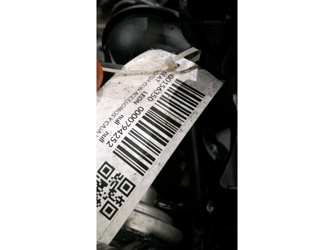 MOTOR CON ACCESORIOS Y CAJA DE CAMBIOS SEAT LEON 2002