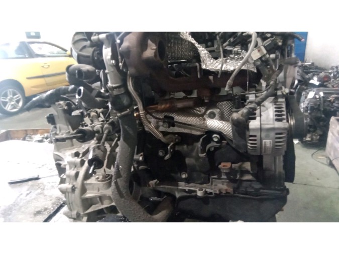 MOTOR CON ACCESORIOS Y CAJA DE CAMBIOS HYUNDAI I30