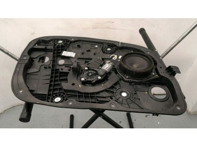 ELEVALUNAS DELANTERO IZQUIERDO HYUNDAI I30 2015