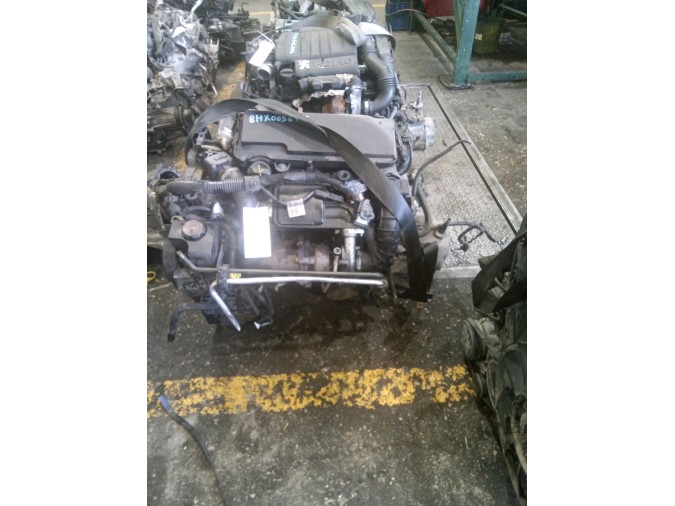 MOTOR CON ACCESORIOS Y CAJA DE CAMBIOS PEUGEOT 206 2002