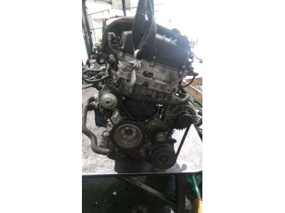 MOTOR CON ACCESORIOS Y CAJA DE CAMBIOS PEUGEOT 208 2014