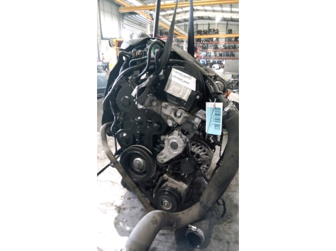 MOTOR CON ACCESORIOS Y CAJA DE CAMBIOS PEUGEOT 308
