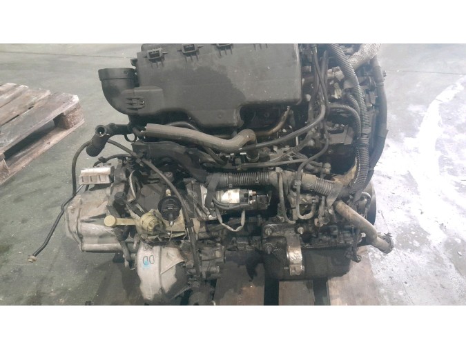 MOTOR CON ACCESORIOS Y CAJA DE CAMBIOS PEUGEOT 207 2008