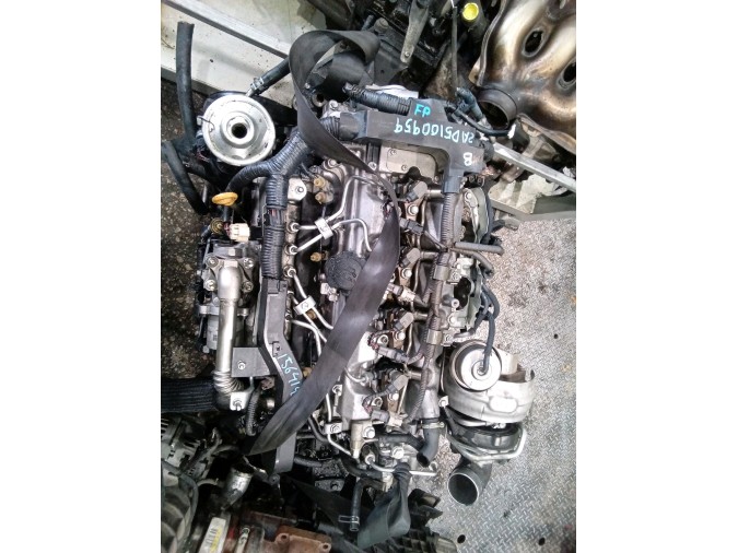 MOTOR CON ACCESORIOS Y CAJA DE CAMBIOS TOYOTA AVENSIS 2007