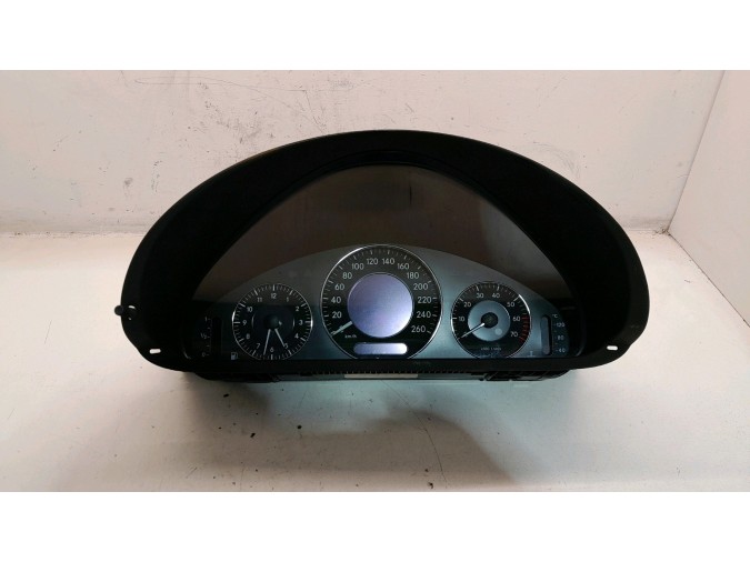 CUADRO INSTRUMENTOS MERCEDES CLK 240 2003