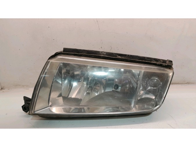 FARO DELANTERO IZQUIERDO SKODA FABIA 2001