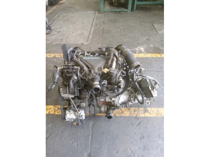 MOTOR CON ACCESORIOS Y CAJA DE CAMBIOS CITROEN C5