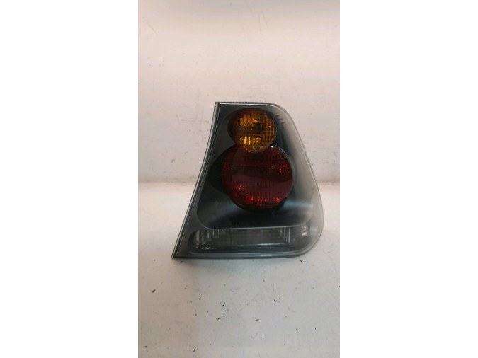 PILOTO TRASERO DERECHO BMW 316TI 2002