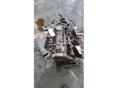 MOTOR CON ACCESORIOS Y CAJA DE CAMBIOS SEAT TOLEDO 1992