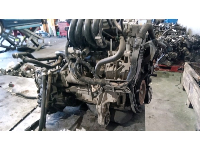 MOTOR CON ACCESORIOS Y CAJA DE CAMBIOS PEUGEOT 206 2007