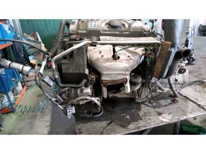 MOTOR CON ACCESORIOS Y CAJA DE CAMBIOS PEUGEOT 206 2007