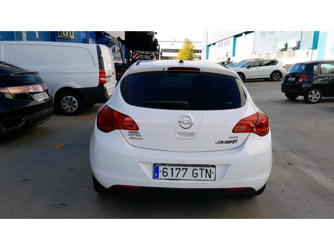INTERCOOLER OPEL ASTRA 2010