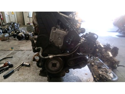 MOTOR CON ACCESORIOS Y CAJA DE CAMBIOS PEUGEOT 206 1998