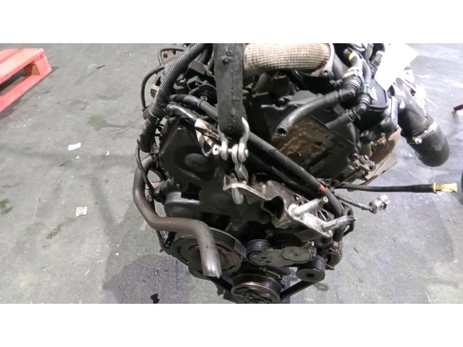 MOTOR CON ACCESORIOS Y CAJA DE CAMBIOS FORD FOCUS 2005