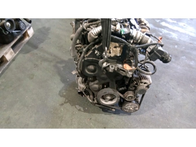 MOTOR CON ACCESORIOS Y CAJA DE CAMBIOS CITROEN C4