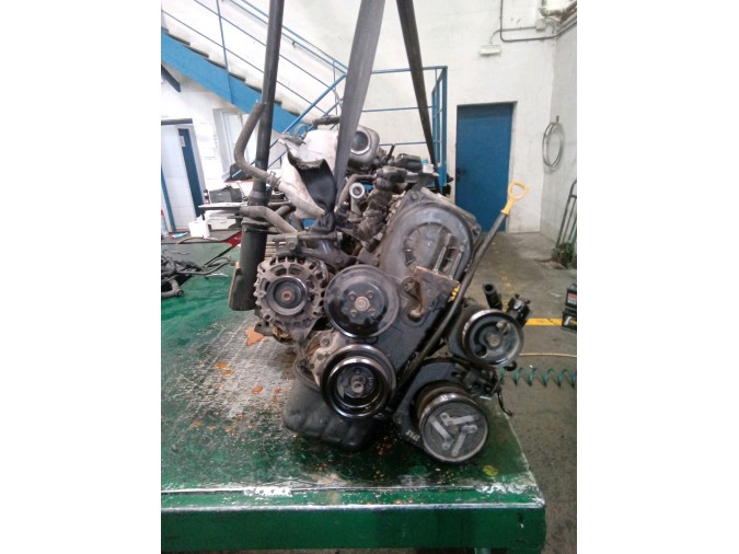 MOTOR CON ACCESORIOS Y CAJA DE CAMBIOS HYUNDAI GETZ 2004