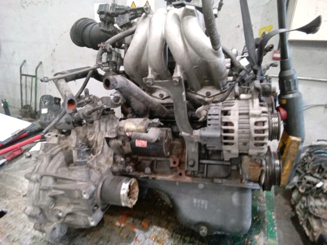 MOTOR CON ACCESORIOS Y CAJA DE CAMBIOS HYUNDAI GETZ 2004