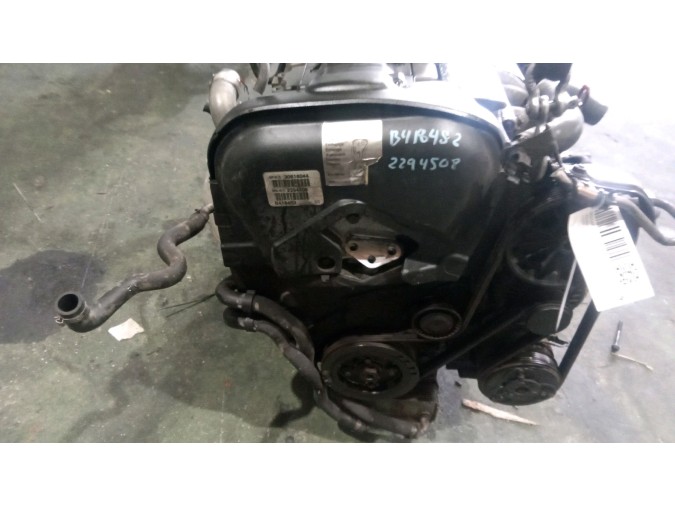 Alternador VOLVO V40 2000