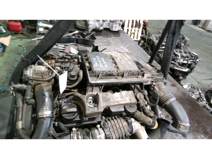 MOTOR CON ACCESORIOS SIN CAJA DE CAMBIOS PEUGEOT 207 2011