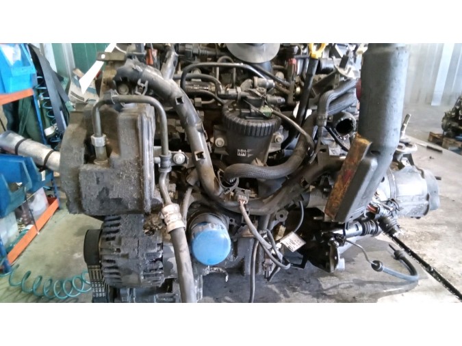 MOTOR CON ACCESORIOS Y CAJA DE CAMBIOS CITROEN XSARA PICASSO 2002
