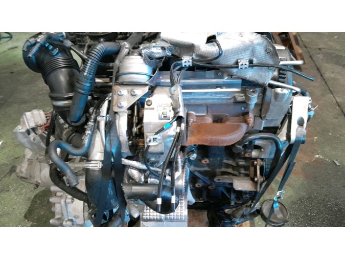 MOTOR CON ACCESORIOS SIN CAJA DE CAMBIOS AUDI A3 2018