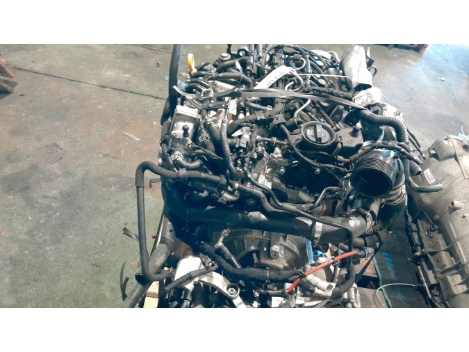 MOTOR CON ACCESORIOS SIN CAJA DE CAMBIOS AUDI A3 2018