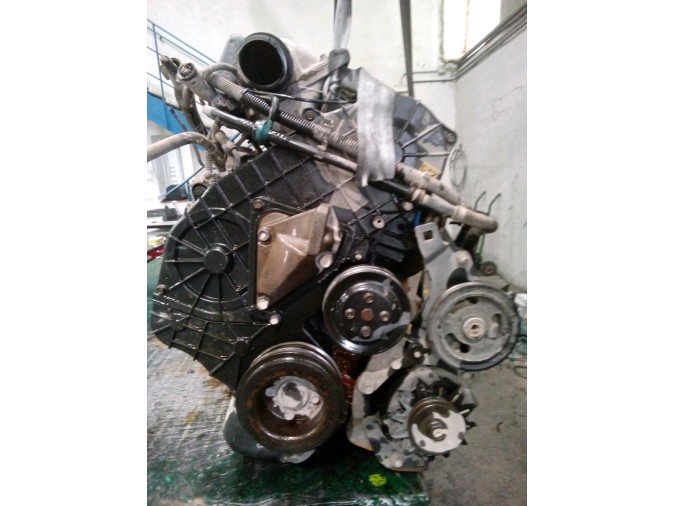 MOTOR CON ACCESORIOS Y CAJA DE CAMBIOS OPEL COMBO 2000