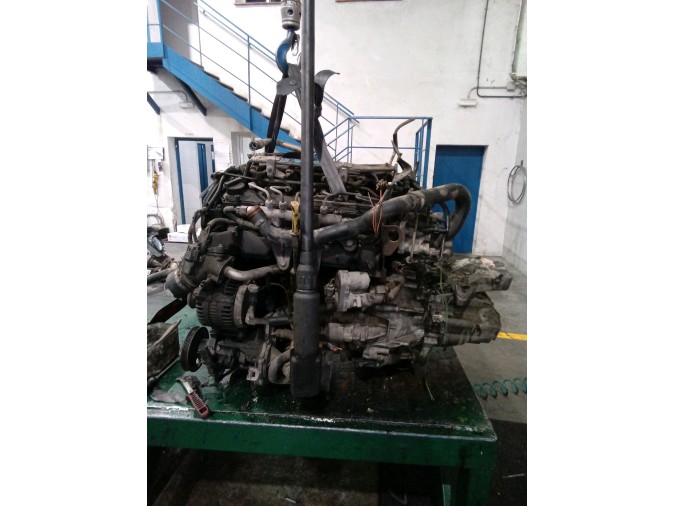 MOTOR CON ACCESORIOS Y CAJA DE CAMBIOS PEUGEOT BOXER