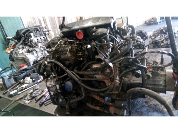 MOTOR CON ACCESORIOS Y CAJA DE CAMBIOS PEUGEOT 405 1994