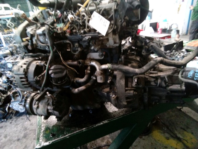CAJA CAMBIOS RENAULT CLIO 2001