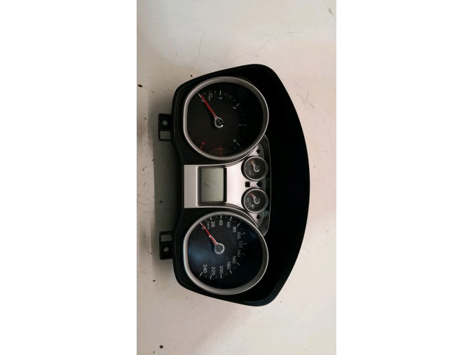 CUADRO INSTRUMENTOS FORD FOCUS 2010
