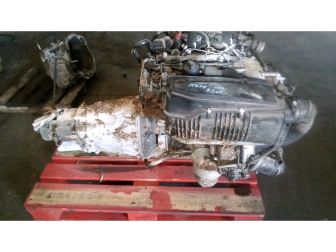 MOTOR CON ACCESORIOS Y CAJA DE CAMBIOS MERCEDES C 220 CDI 2005