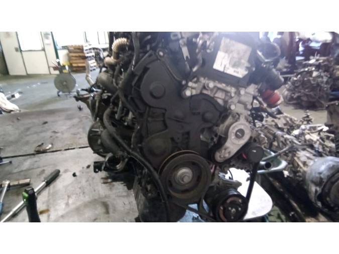 MOTOR CON ACCESORIOS SIN CAJA DE CAMBIOS PEUGEOT 2008 2016