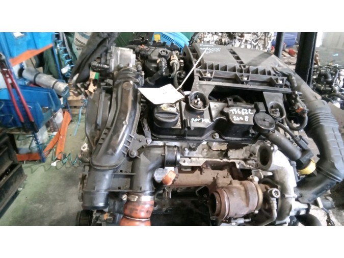 MOTOR CON ACCESORIOS SIN CAJA DE CAMBIOS PEUGEOT 2008 2016
