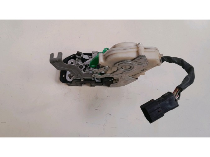 CERRADURA PUERTA DELANTERA IZQUIERDA KIA SORENTO 2007