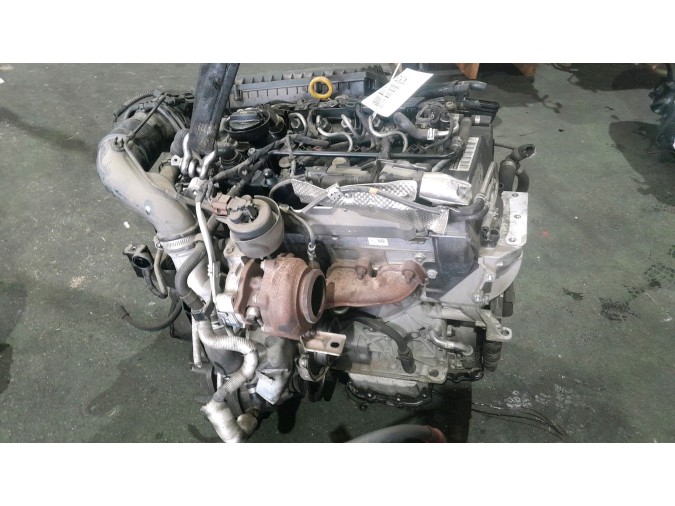 MOTOR CON ACCESORIOS Y CAJA DE CAMBIOS SKODA FABIA 2016