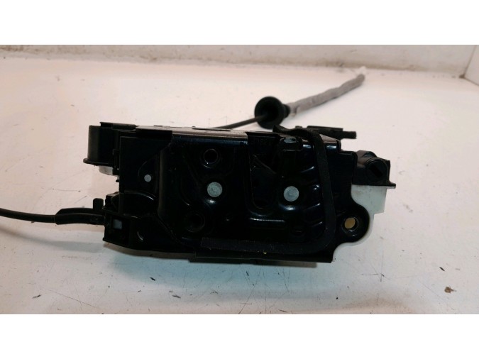 CERRADURA PUERTA DELANTERA DERECHA SKODA FABIA 2016