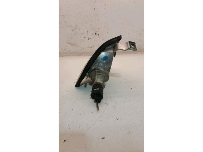 PILOTO INTERMITENTE DELANTERO IZQUIERDO SKODA OCTAVIA 2001