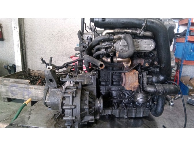 MOTOR CON ACCESORIOS Y CAJA DE CAMBIOS SKODA OCTAVIA 2010