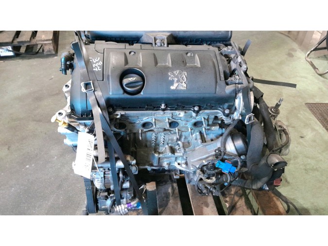 MOTOR CON ACCESORIOS Y CAJA DE CAMBIOS PEUGEOT 308