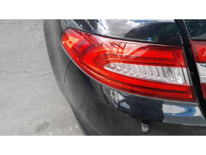 PILOTO TRASERO IZQUIERDO JAGUAR XF 2014